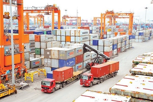 Hàng hóa xuất nhập khẩu tại chỗ